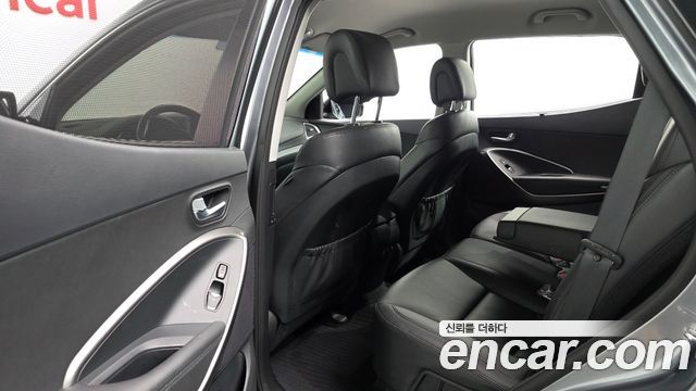 Hyundai Santafe 2018 — photo 17