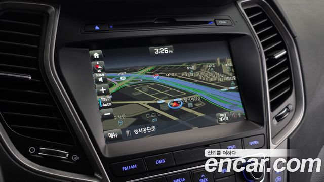 Hyundai Santafe 2018 — photo 19