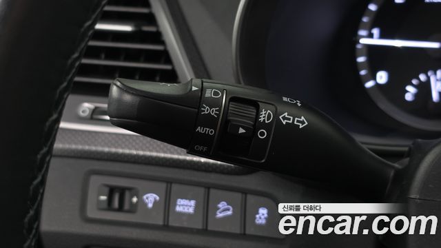 Hyundai Santafe 2018 — photo 27