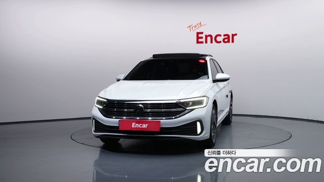 Volkswagen Jetta 2023 — photo 3