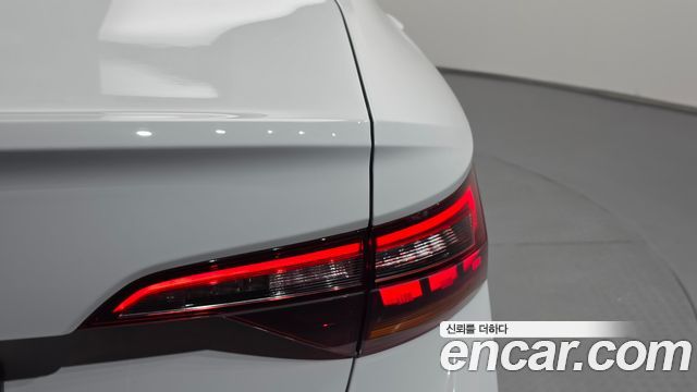 Volkswagen Jetta 2023 — photo 9