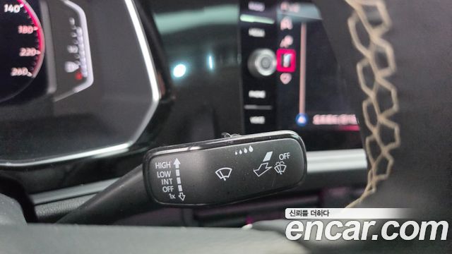 Volkswagen Jetta 2023 — photo 27