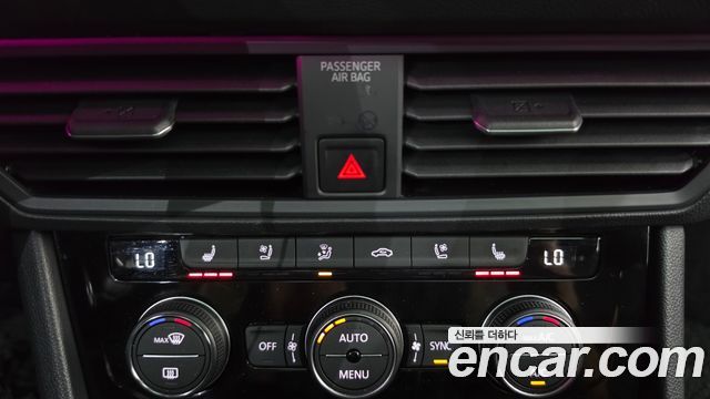 Volkswagen Jetta 2023 — photo 29