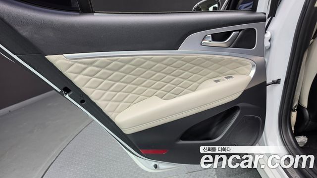Genesis G70 2019 — photo 15