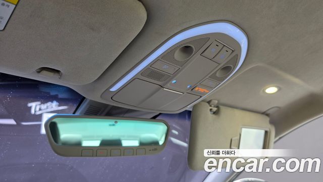 Genesis G70 2019 — photo 29