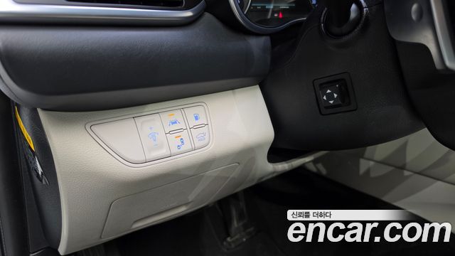 Genesis G70 2019 — photo 30