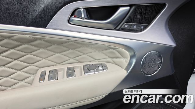 Genesis G70 2019 — photo 33