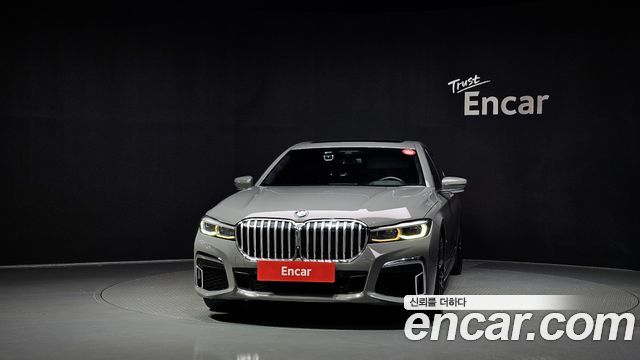 BMW 7-Series 2021 — photo 3