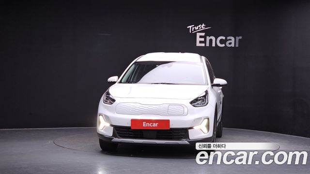 Kia Niro 2023 — photo 3