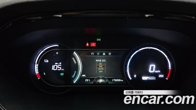 Kia Niro 2023 — photo 8