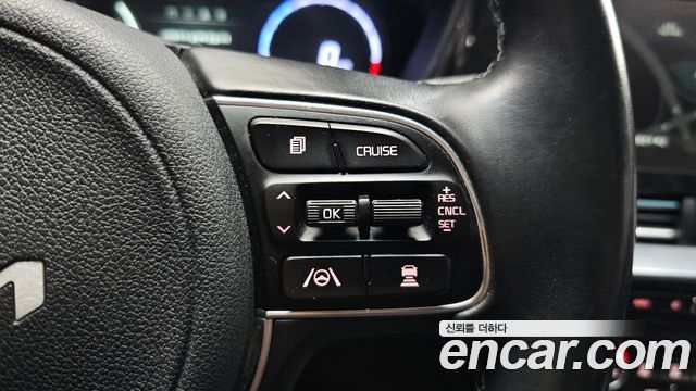 Kia Niro 2023 — photo 16