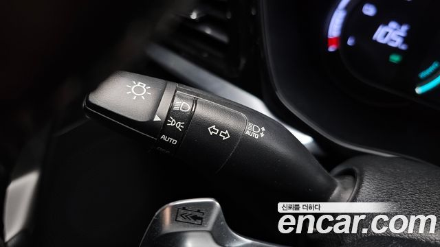Kia Niro 2023 — photo 17