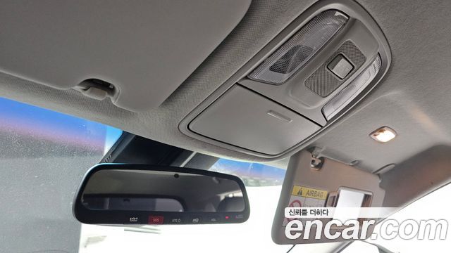 Kia Niro 2023 — photo 19