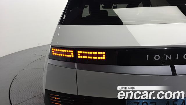 Hyundai Ioniq5 2023 — photo 9