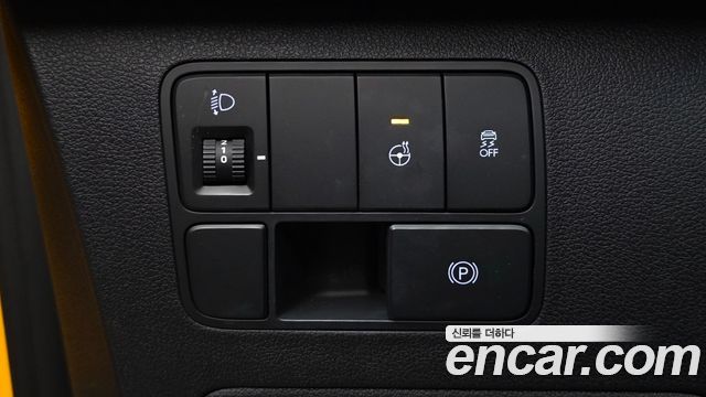 Hyundai Staria 2025 — photo 23
