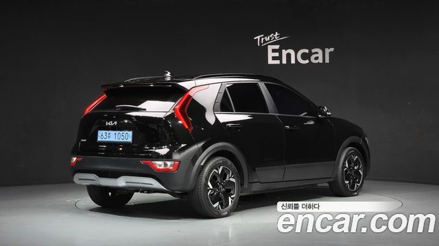Kia Niro 2024 — photo 2