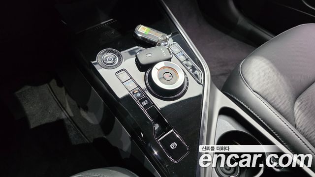 Kia Niro 2024 — photo 12