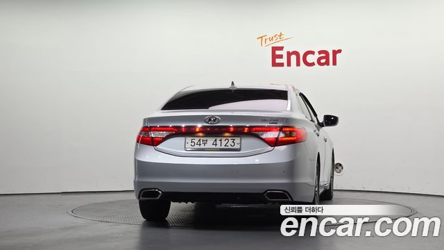 Hyundai Grandeur 2015 — photo 4