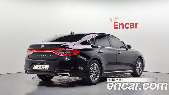 Hyundai Grandeur 2018 — photo 2