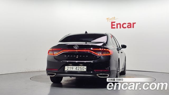 Hyundai Grandeur 2018 — photo 4