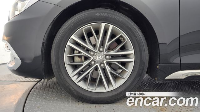 Hyundai Grandeur 2018 — photo 5