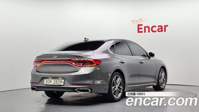 Hyundai Grandeur 2019 — photo 2