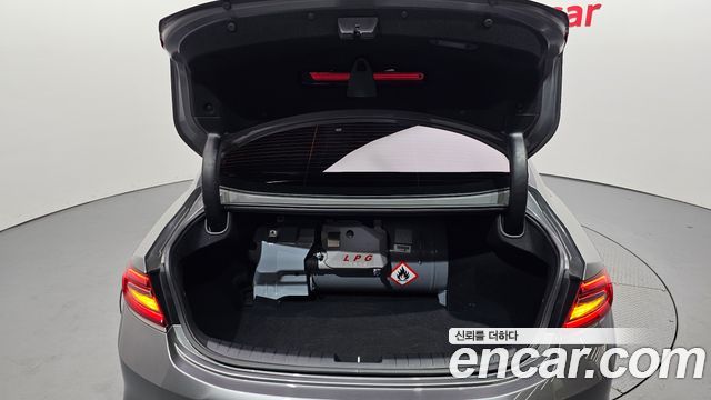 Hyundai Grandeur 2019 — photo 26
