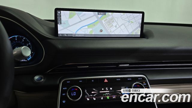 Genesis GV80 2020 — photo 18
