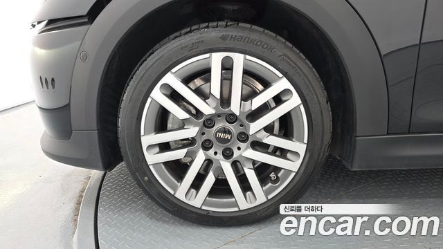Mini Cooper 2025 — photo 5