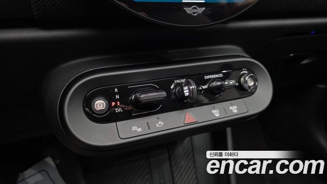 Mini Cooper 2025 — photo 12