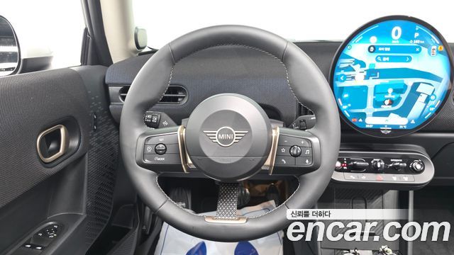Mini Cooper 2025 — photo 19