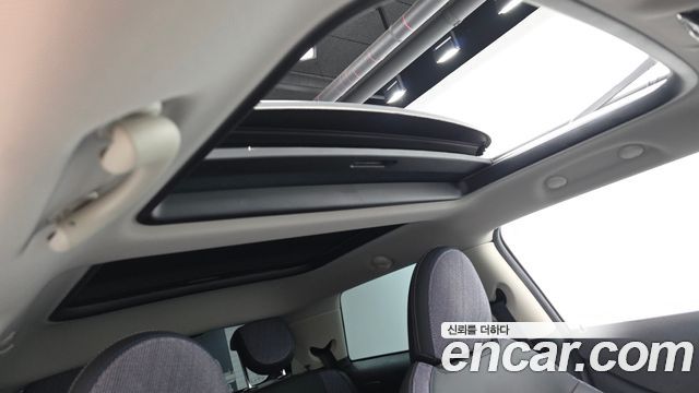 Mini Cooper 2025 — photo 24