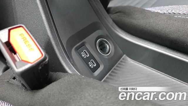 Mini Cooper 2025 — photo 28