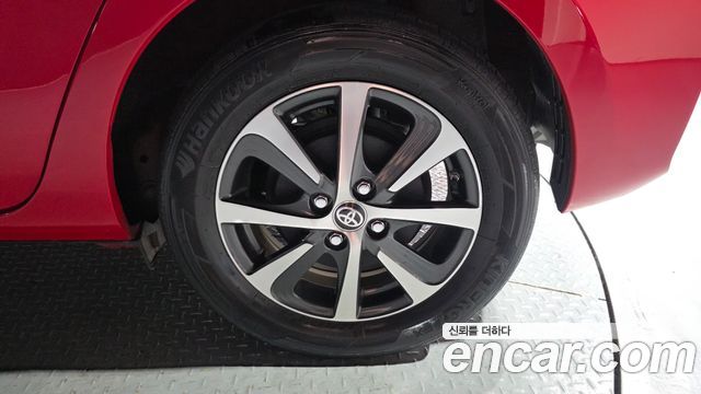 Toyota Prius 2019 — photo 5