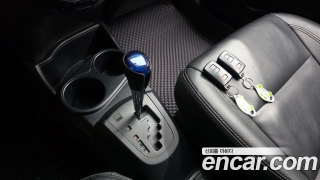 Toyota Prius 2019 — photo 12