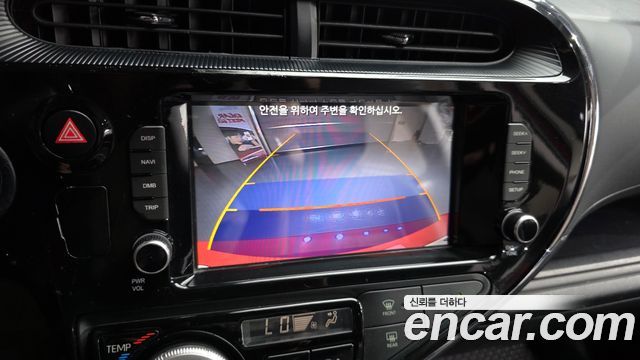 Toyota Prius 2019 — photo 21