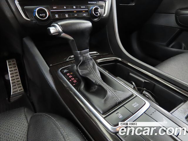 Kia K5 2016 — photo 9