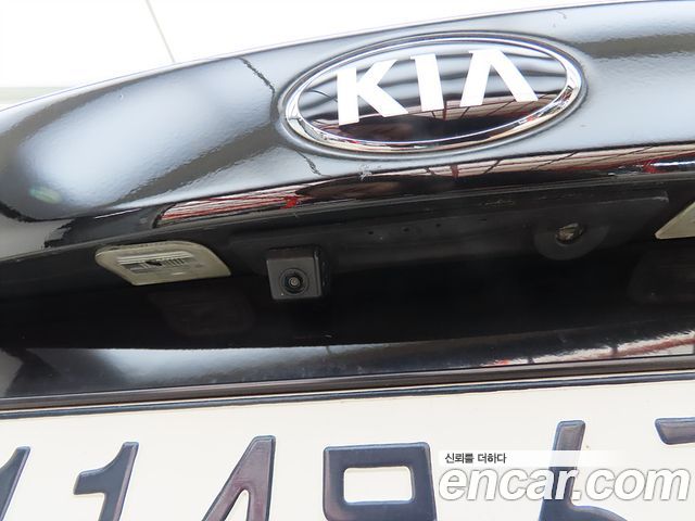Kia K5 2016 — photo 20