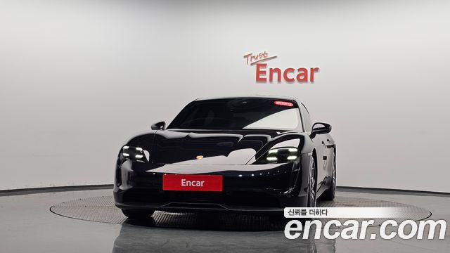 Porsche Taycan 2021 — photo 3