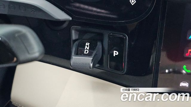 Porsche Taycan 2021 — photo 12