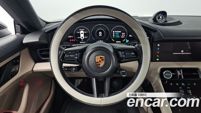 Porsche Taycan 2021 — photo 19
