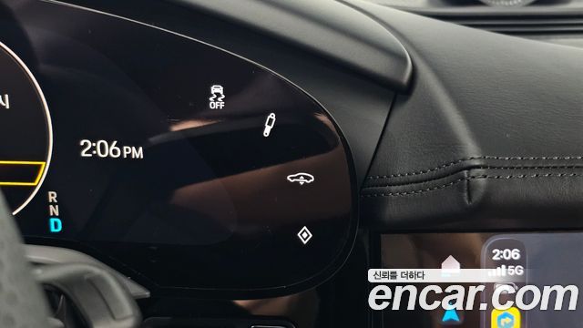 Porsche Taycan 2021 — photo 23