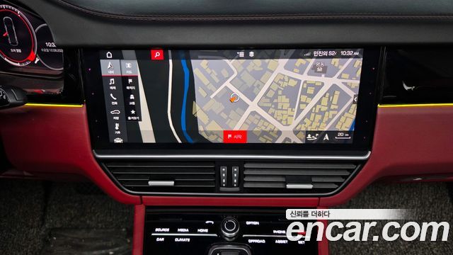 Porsche Cayenne 2019 — photo 20