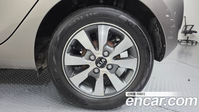 Kia morning 2013 — photo 7
