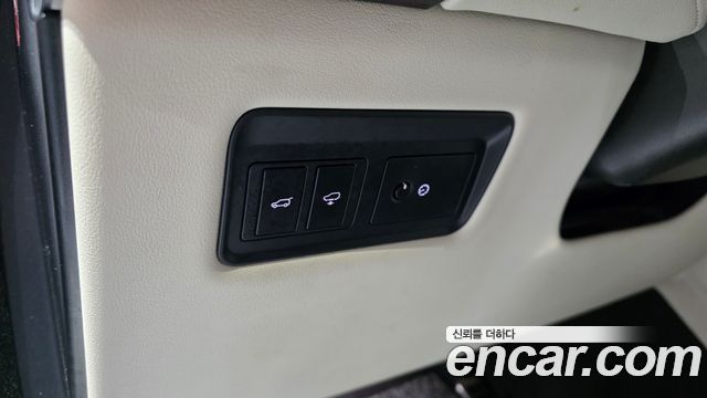 Land Rover Range Rover Sport 2016 — photo 12