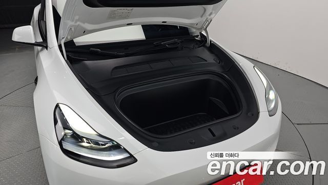 Tesla Model Y 2023 — photo 6
