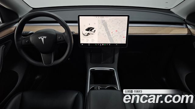 Tesla Model Y 2023 — photo 10
