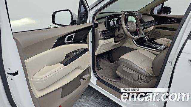 Kia Canival 2023 — photo 13