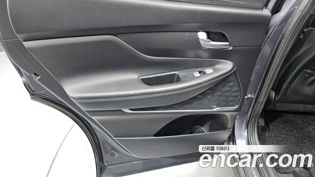 Hyundai Santafe 2021 — photo 15