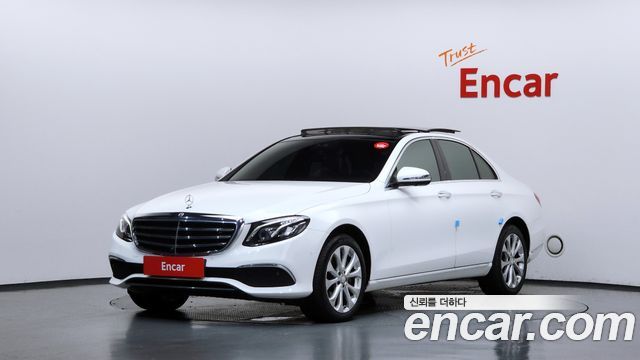 Mercedes-Benz E-Class 2017 — photo 1